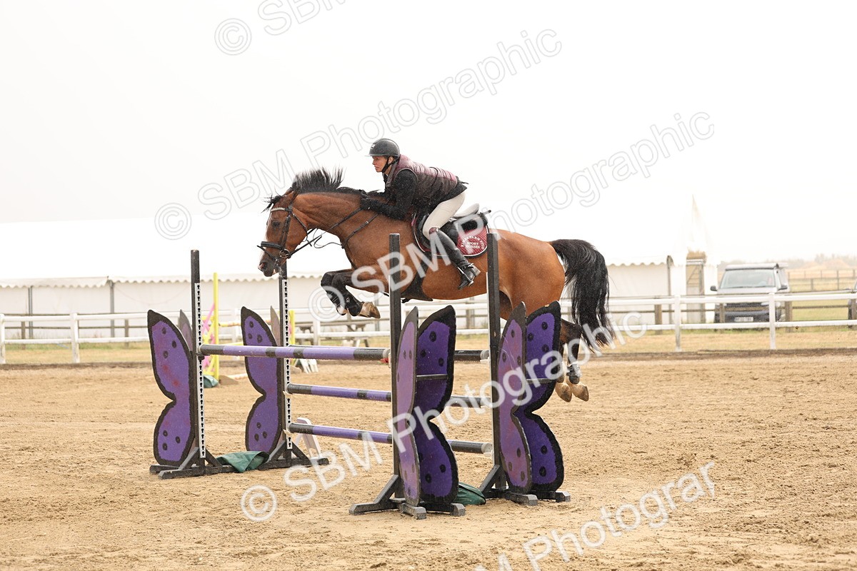 SBM_024182 - Class 6 - Senior Newcomers 1.10m