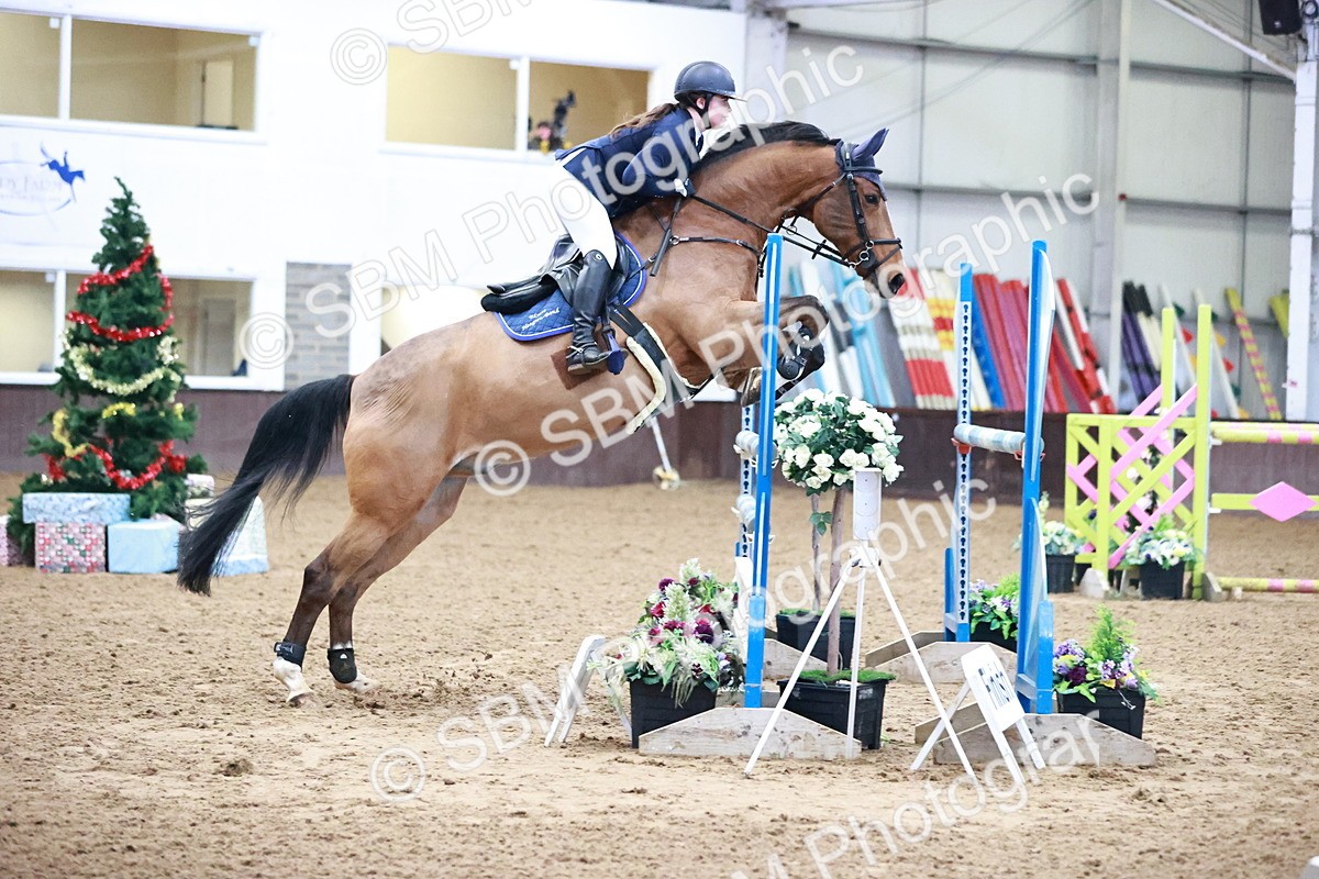 SBM_005165 - Class 24 - Senior Foxhunter 1.20m