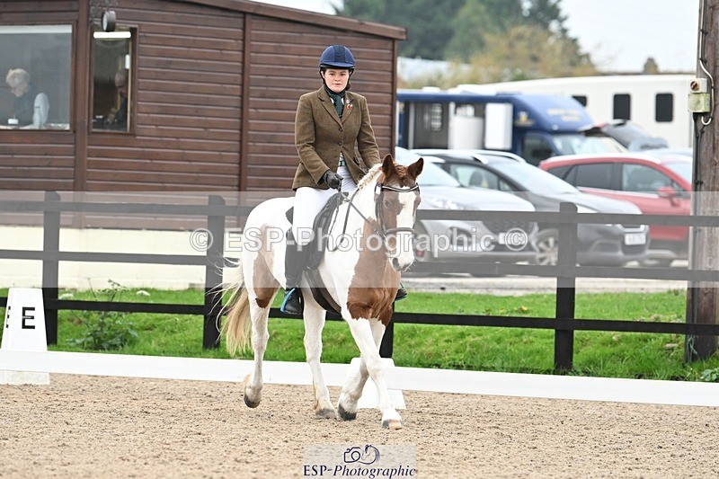 241103-095316-00220 - Intro 3 - 9.40 to 10.40