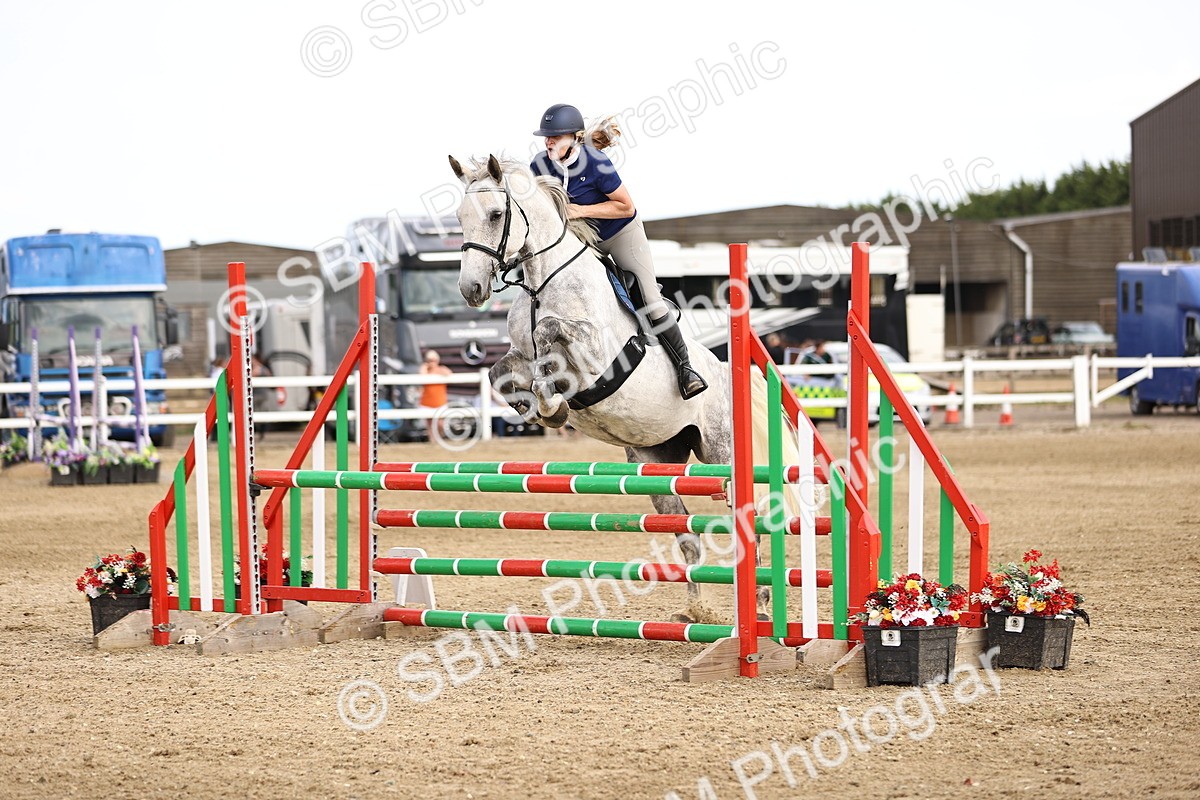 SBM_002344 - Class 18 - Ariat Senior British Novice- 90cm Open