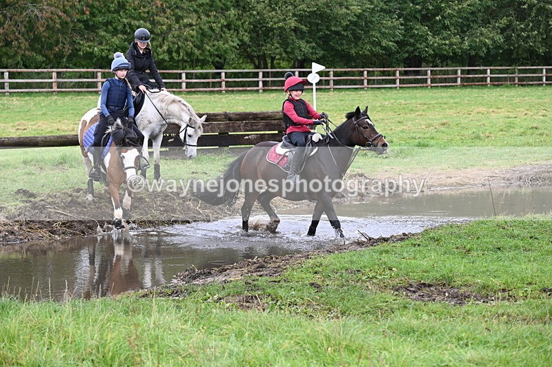 WJ6_6155 - Time at Photographer 12:41 to 13:05