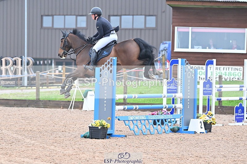 231013A-094929-01023 - Cls 7 Discovery & 1m Open