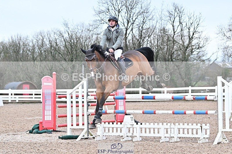 241127-125004-00572 - Cls 04A&B Snr Newc & 1.10m Open