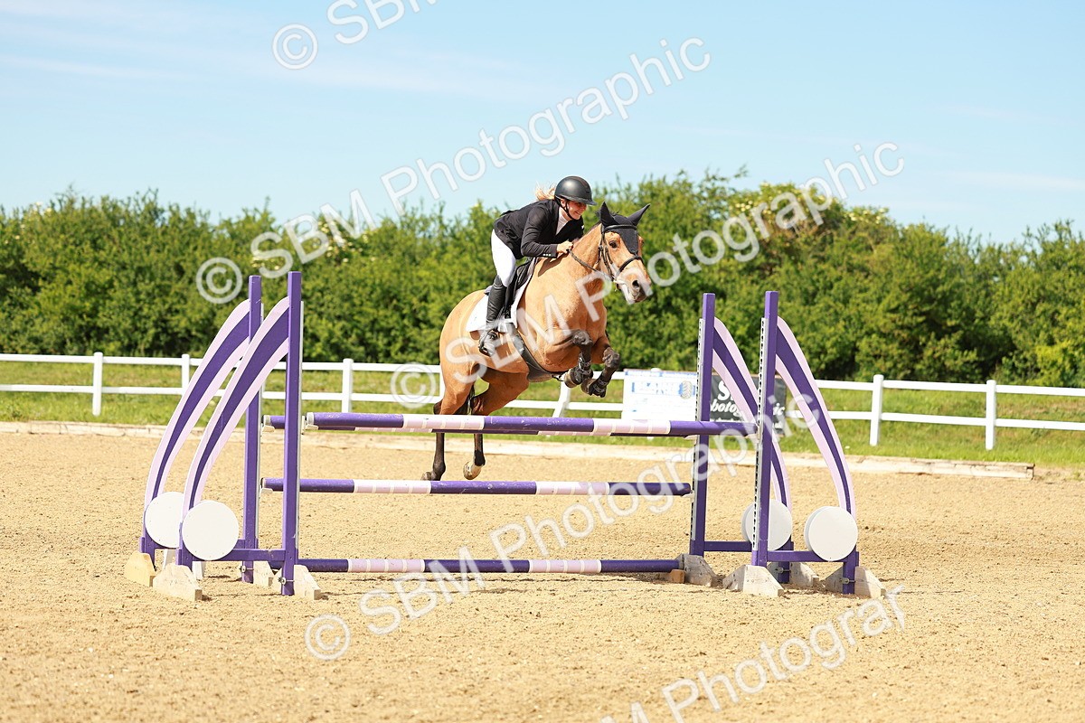 SBM_002472 - Class 4 - Senior Newcomers - 1.10m