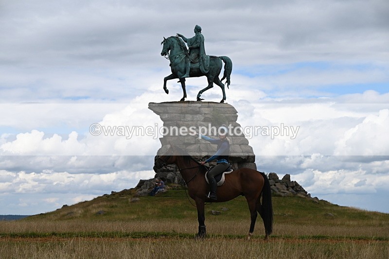DSC_9380 - Time at Statue 14:33 to 15:10