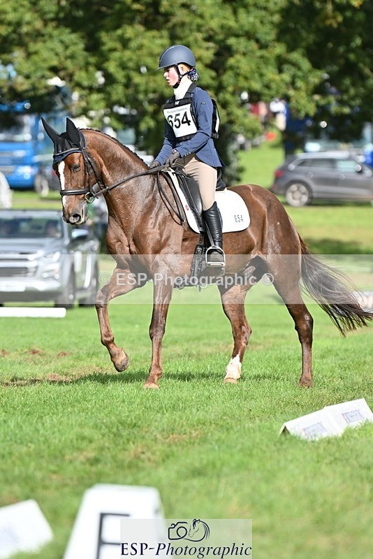 231020-122610-08385 - 654-BERNARD.BLACK-Darci.Barron-DR