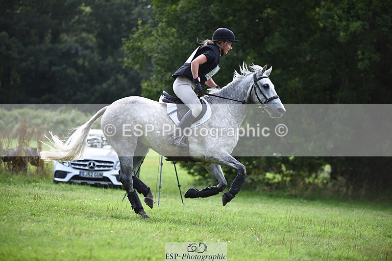 240804-155627-18819 - 663-Emma_Langfjord-Friend-MOUNTROSS_FIONN