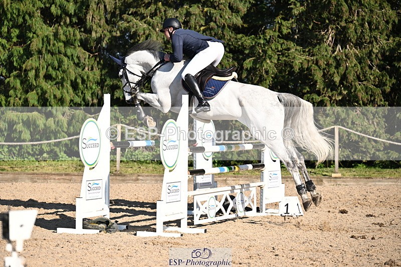 260321A-152851-01127 - 6 Foxhunter 1m 20 Open