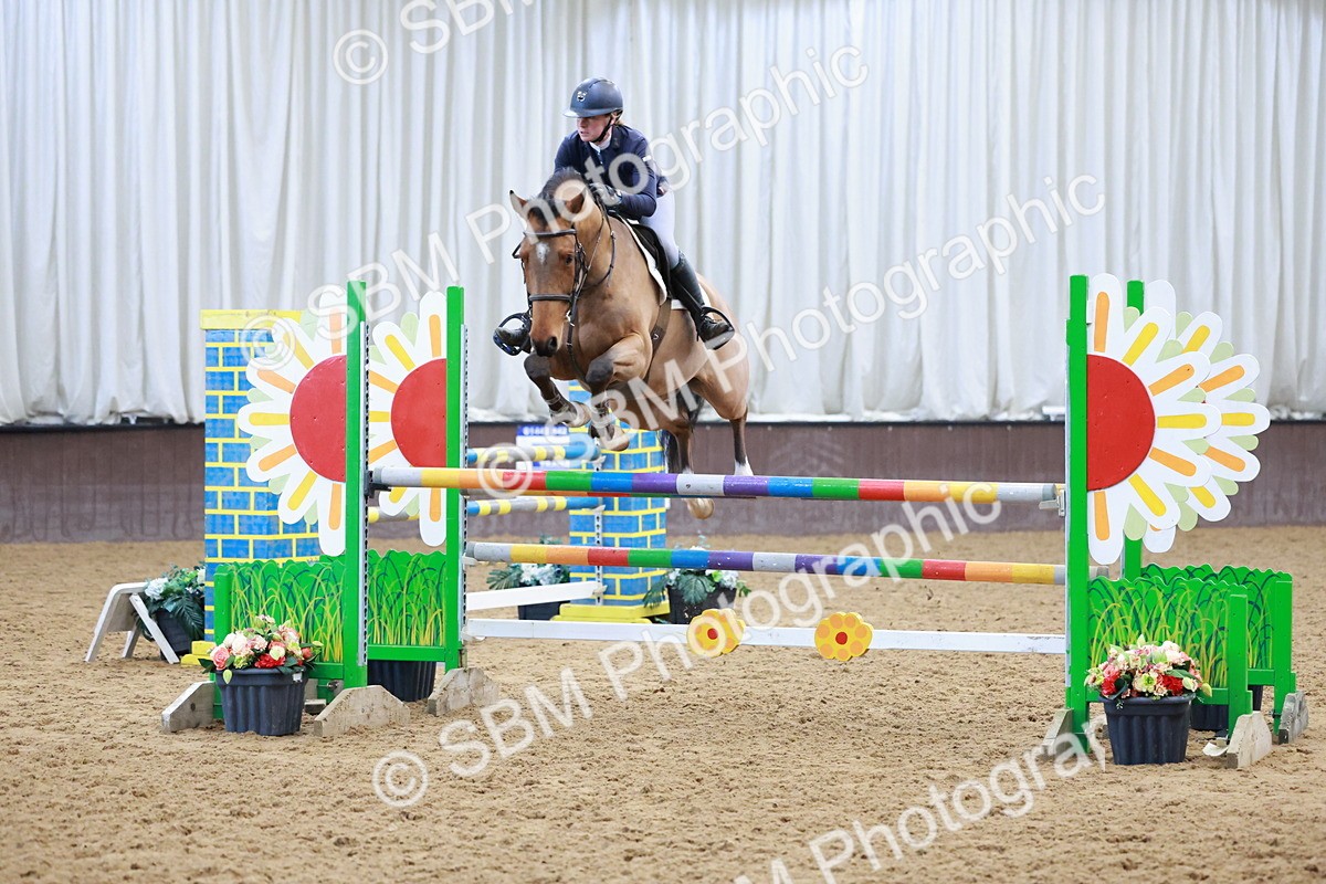 SBM_003868 - Class 11 - Senior Newcomers/ 1.10m Open