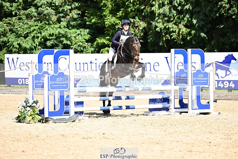 240824X-140725-29221 - 80cm Round 2 13.30 to 14.30