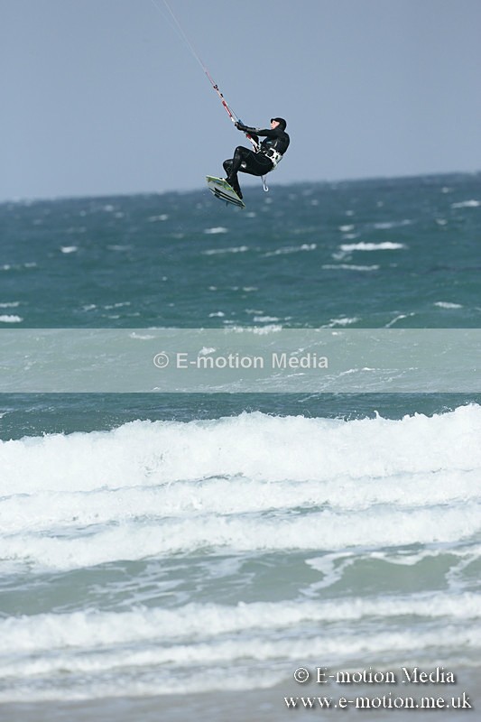KS 020413-260 - Kite Surfing
