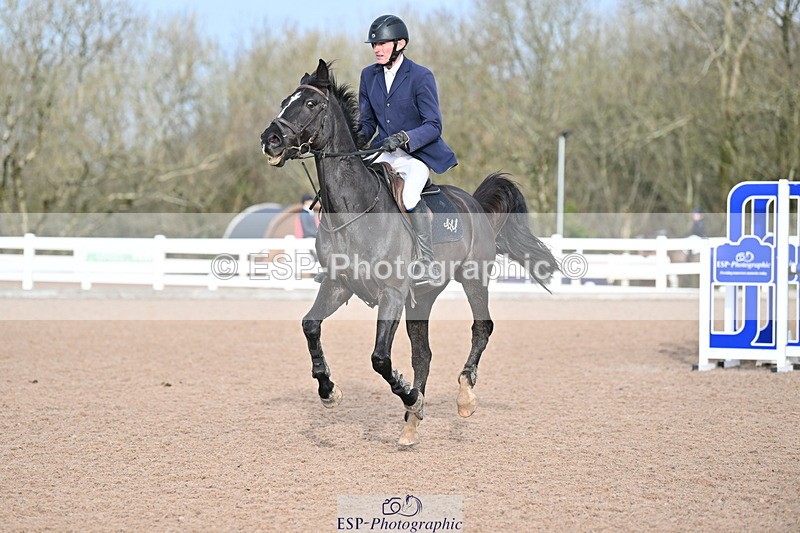 231208A-113117-00500 - Cls 4 Snr 1.05m Open