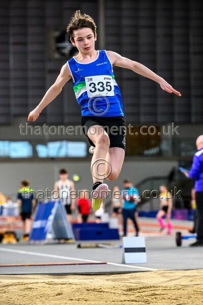 AgeInd25SAT-910971 - Field Male