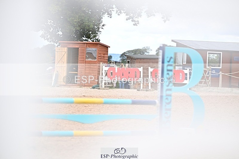 250921-144414-03936 - Cls 20 Pony 80cm Derby