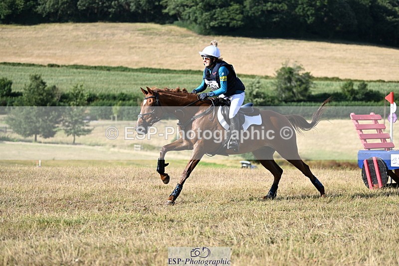 250803A-175611-18540 - S-868-Helen.Banbury-RED.OCTOBER