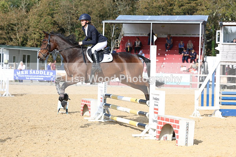 3E7A8139 - Class 4: 70cm open