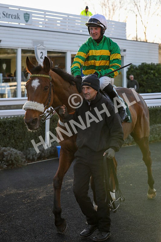 241123-Race 4-Arthurs Quay-1133 - Race 4