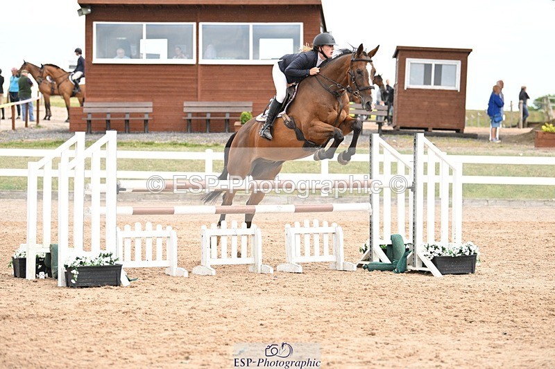 250727-144942-10962 - Cls 35 1.05m Amateur Quali