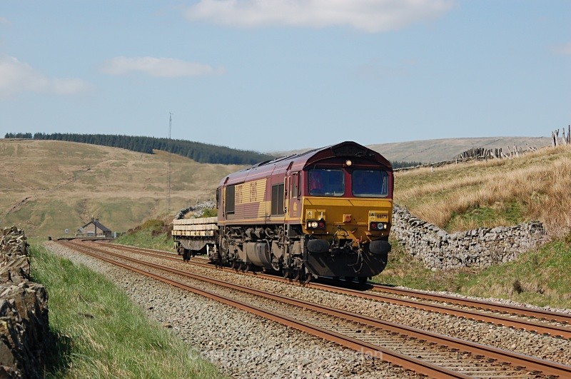 27.4.11 66175 6K05 Carlisle - Crewe, Dentdale - Dentdale