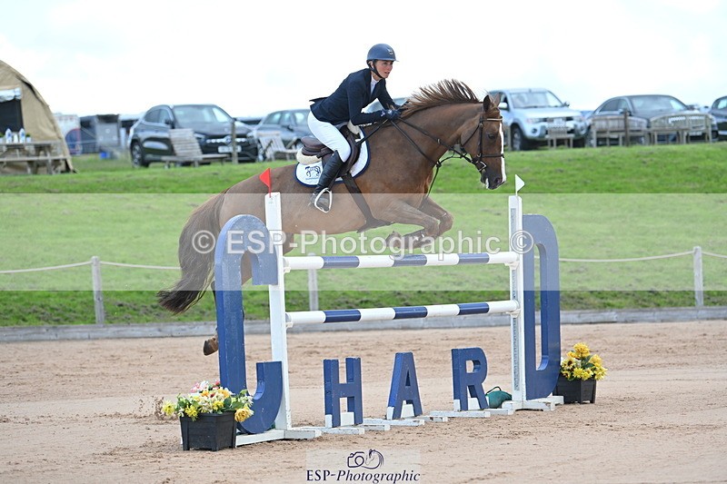 230721A-103602-05378 - Cls 6, 2 Star Medium 1.35m