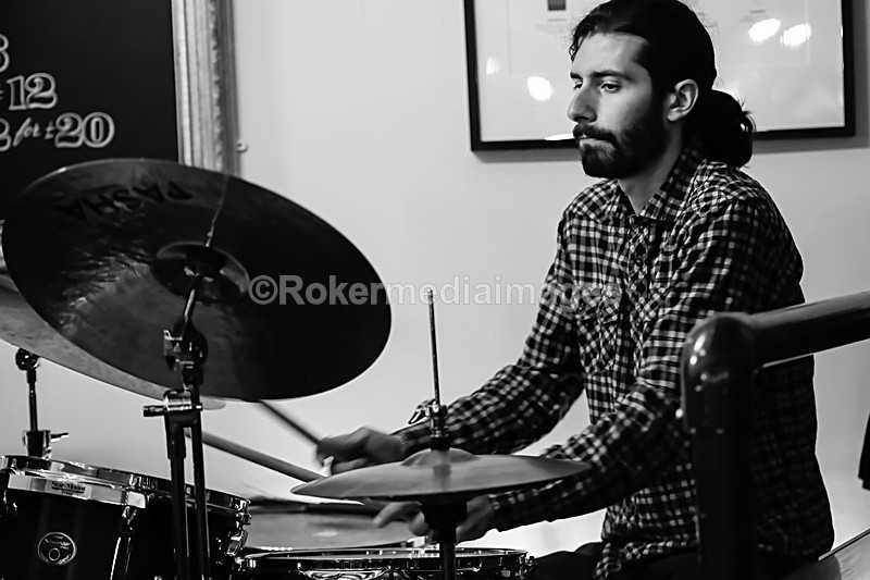  - BEN THOMAS & DAVIDE LOGIRI TRIO