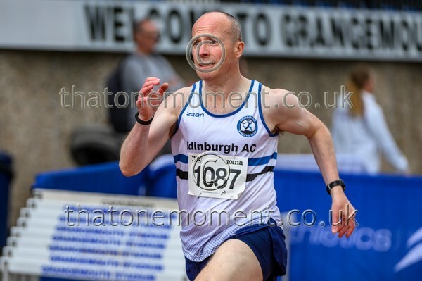 CEM26-926392 - Track Male Set Two
