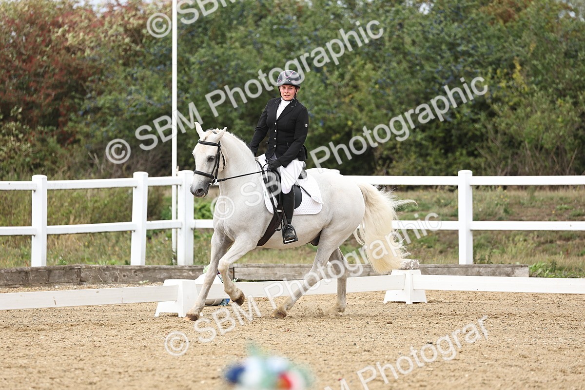 SBM_003745 - Class 8 - Novice 3 Champs
