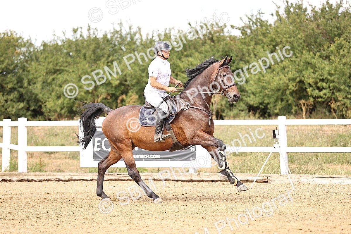 SBM_001149 - Class 4 - Senior Discovery - 1.00m Open