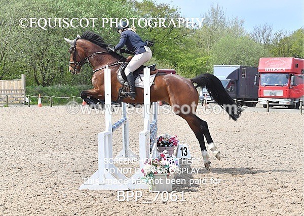 BPP_7061 - CLASS 5 FRI Veterans Show Jumping