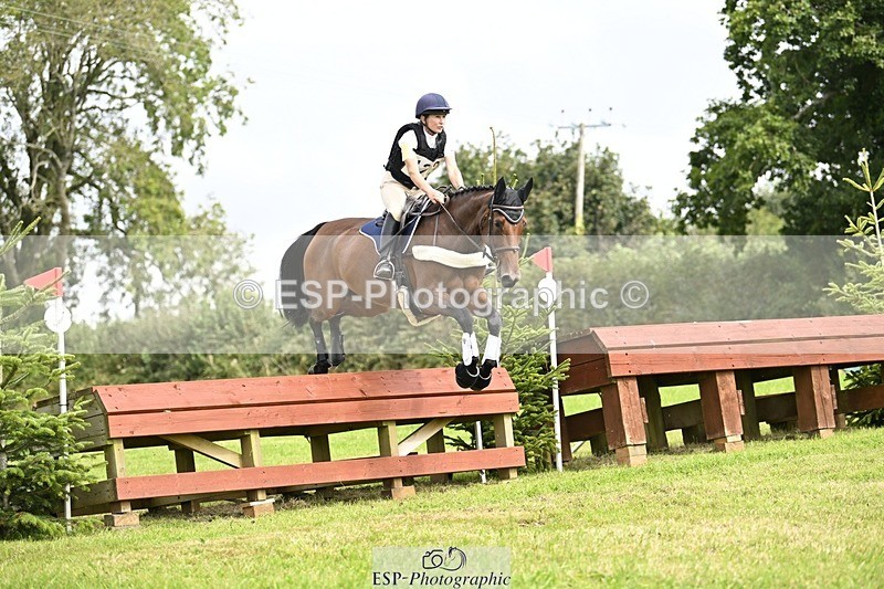 240831A-130226-02465 - 123-Fiona.Jones-ABBY.VD.BERGHOEVE.Z