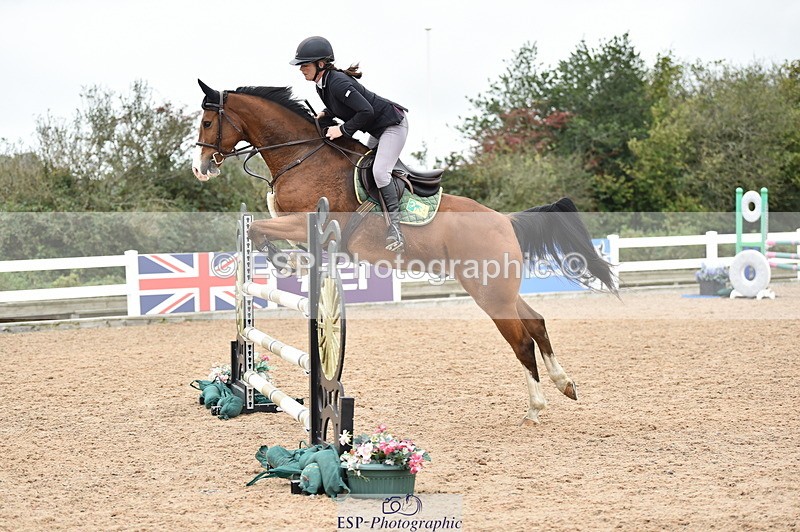 231013A-131452-01749 - Cls 3 1.05m Amateur Quali