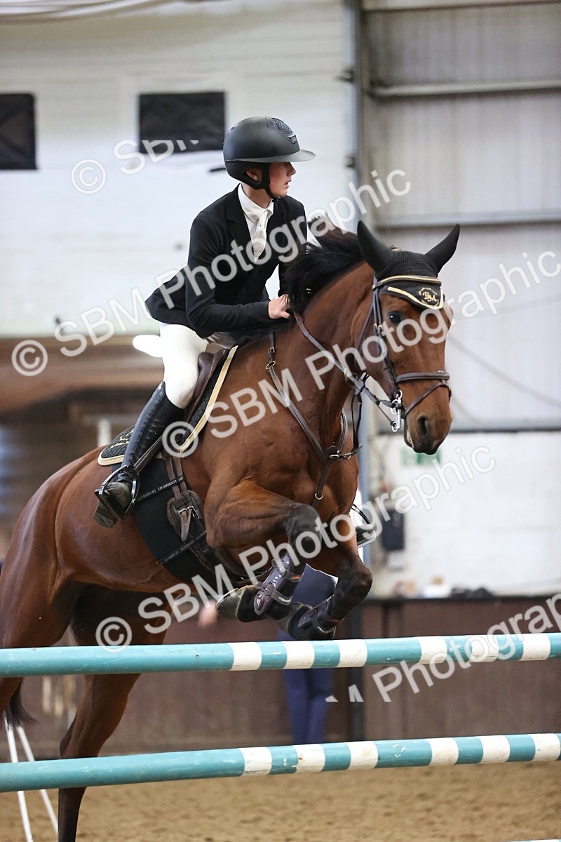 SBM_003885 - Class 12 - Senior Foxhunter 1.20m