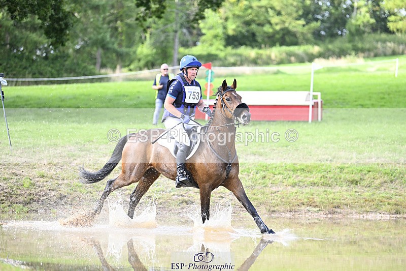 240804-173819-19010 - 753-Tim_Cheffings-GASTON