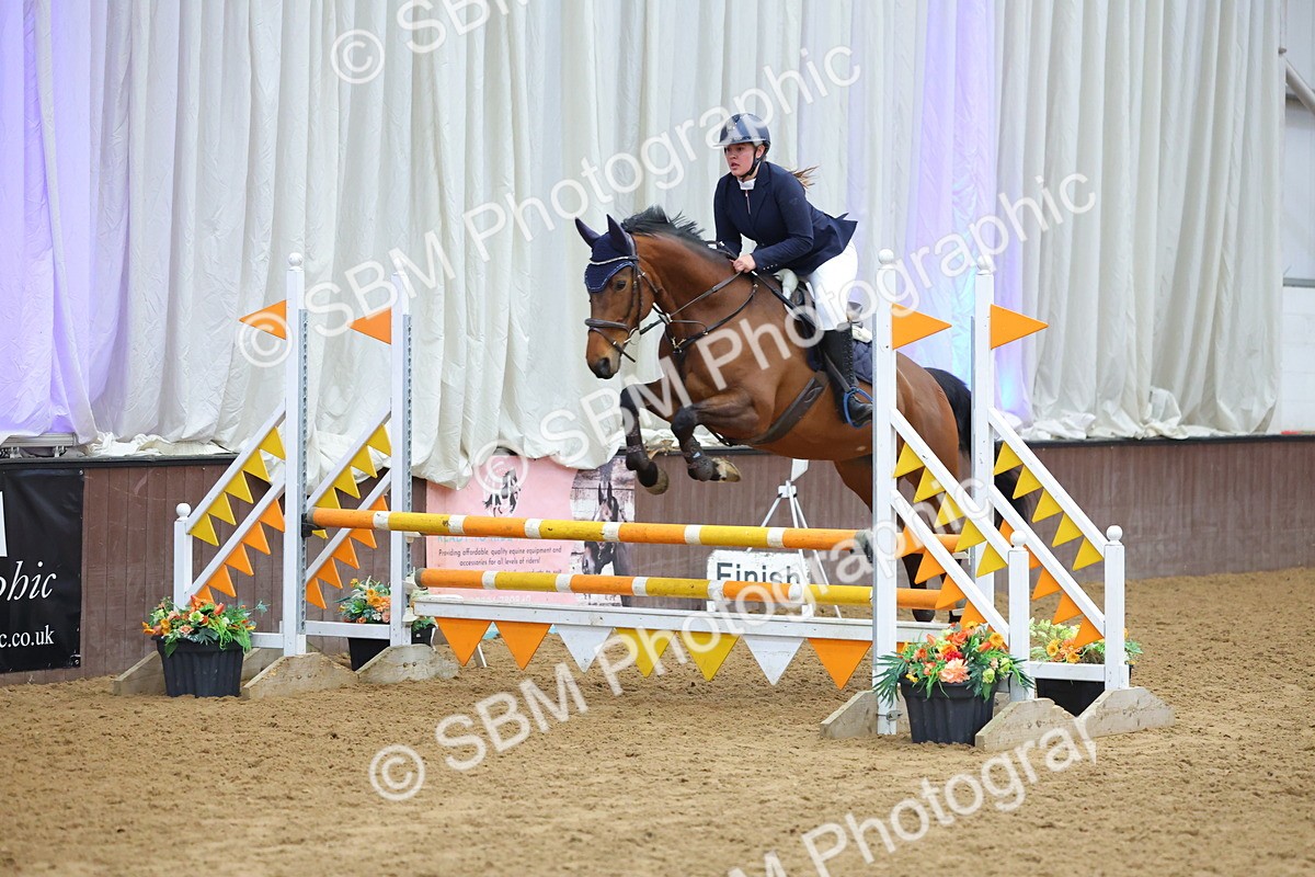 SBM_009740 - Class 20 - Senior British Novice/ 90cm Open - First Round (0.90m)