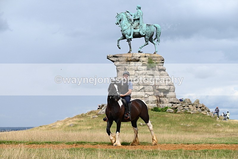DSC_7899 - Time at Statue 13:16 to 13:52