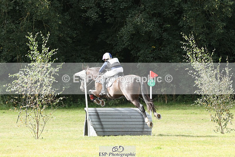 240825X-102253-31578 - 70cm XC 10.00 to 11.00