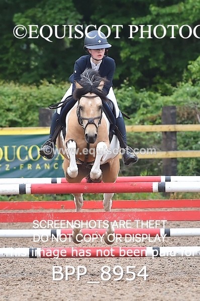 BPP_8954 - CLASS 12 SUN Pony Intro 90cm Open