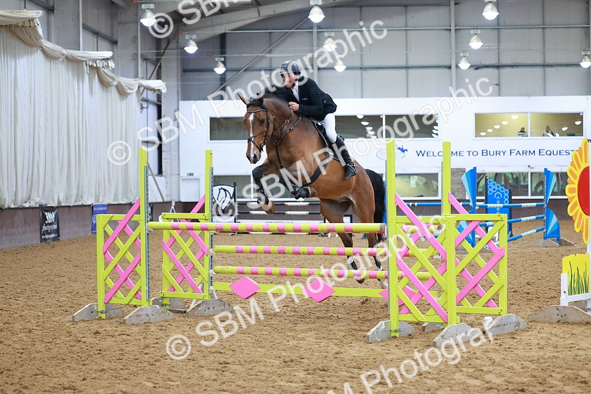 SBM_001807 - Class 4 - Senior Newcomers 1.10m