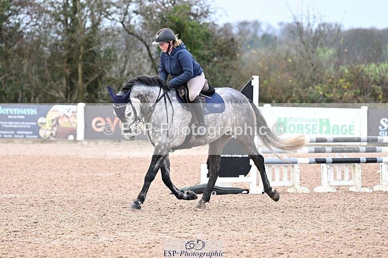 251205-095333-00072 - Cls 2 Snr British Novice and 90cm