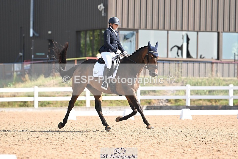 250816-102446-03362 - 064-Kellie.HutchingsTawstock.Finale