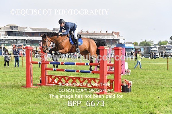 BPP_6673 - CLASS 2 RHS Classic Champ Qual (1.20m)