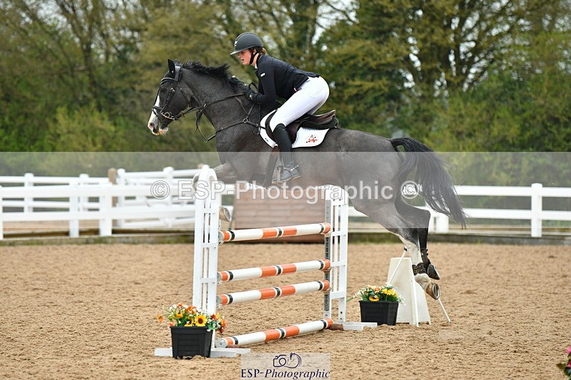 230504A-142011-02009 - Cls 5 1.05m Amateur Quali