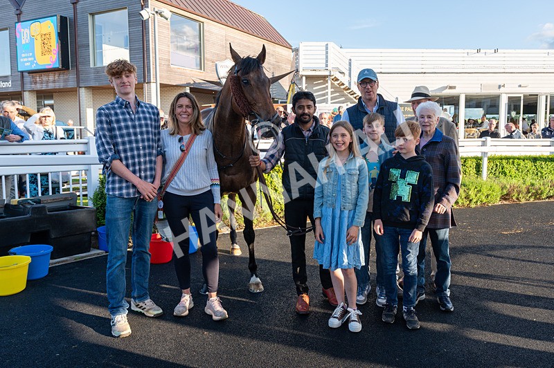 300525-Race 4-Albegone-7408 - Race 4