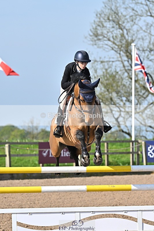 240509A-090701-00438 - Cls 8 Foxhunter