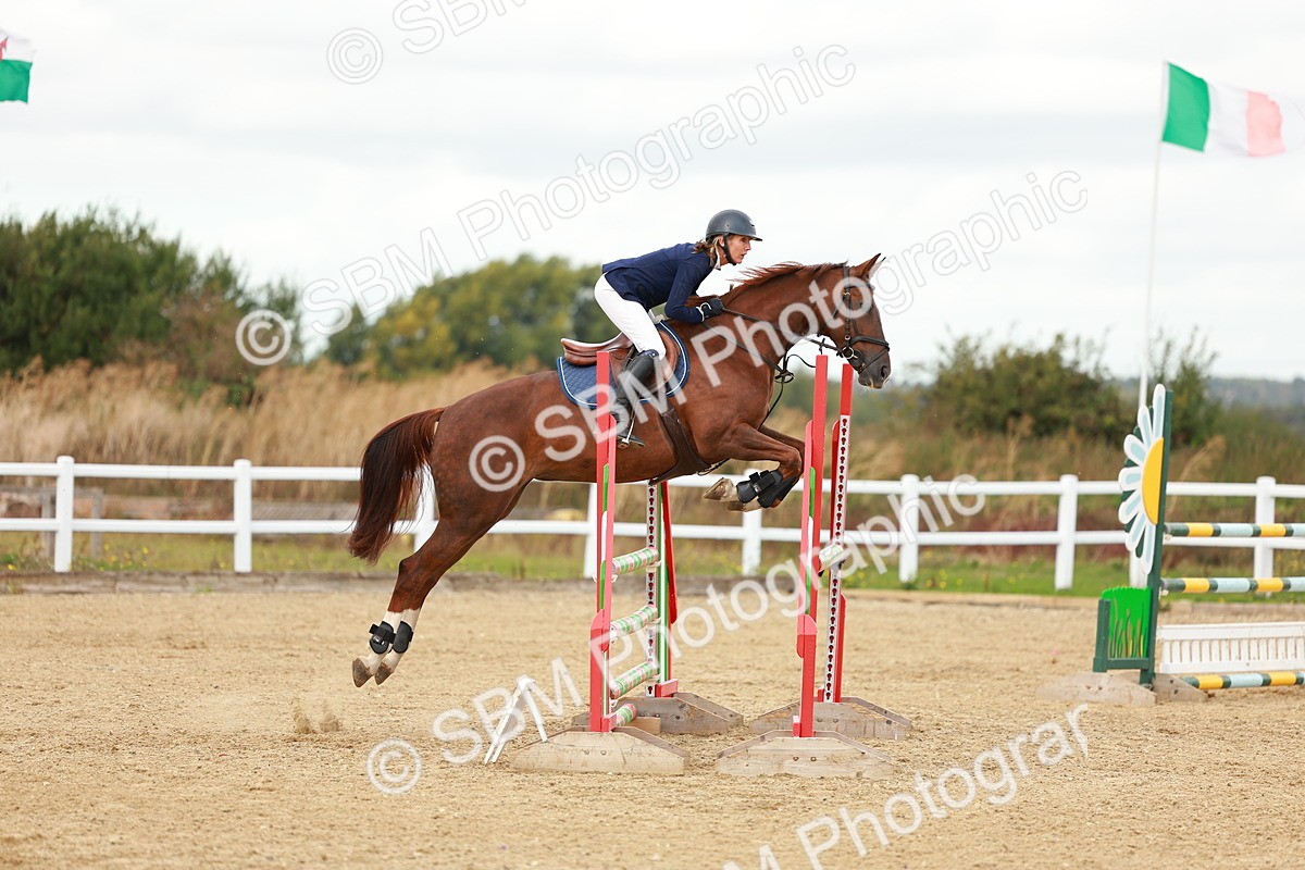 SBM_001413 - Class 4 - Senior Newcomers - 1.10m