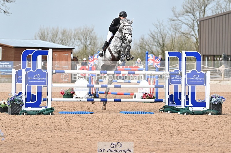 240315A-125822-01093 - Cls 3 Snr Foxhunter