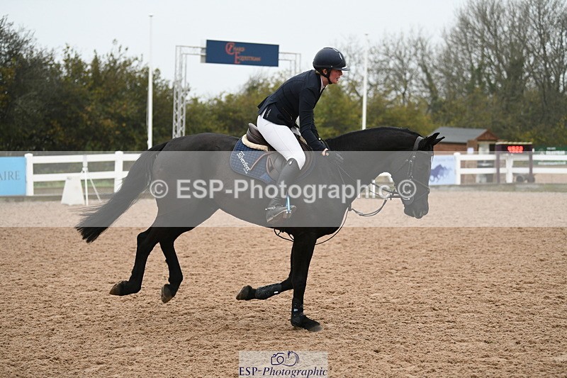 241103A-105036-07601 - SUN Cls 21 Snr Newcomers and 1.10m Open