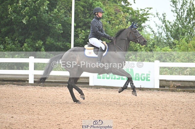 240720A-112729-14470 - Cls 11, 1 Star Bronze Tour 1.15m