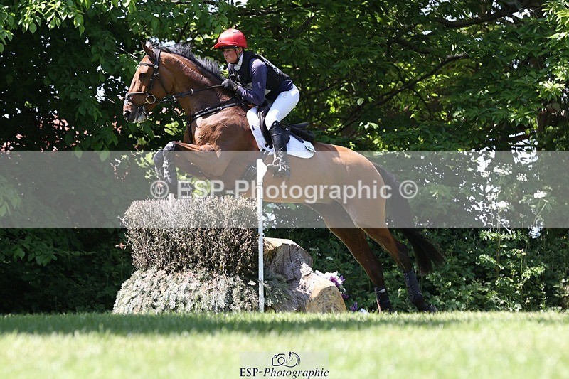 230527-142728-09597 - 327-ROMANTIC-Rosie_Fry-XC