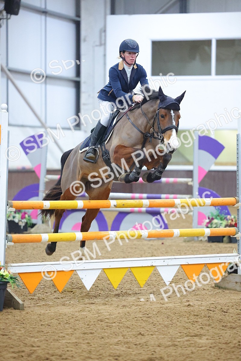 SBM_002022 - Class 15 - Senior Newcomers - First Round (1.10m)